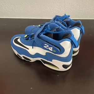 griffeys size 8